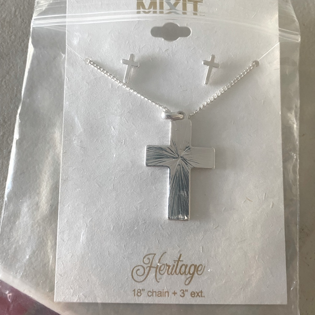 Mix It Silver Played Cross Necklace And Cross Earrings. 18” Chain W/3” Extender